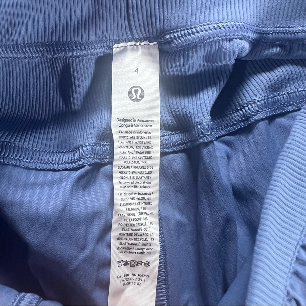 Lululemon Dance Studio High Rise Short 3.5" Oasis Blue Women's Shorts Size 4 - Picture 8 of 9